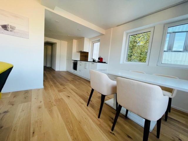 Berg & Berg Apartments - Spiez Self-Check-In Zewnętrze zdjęcie