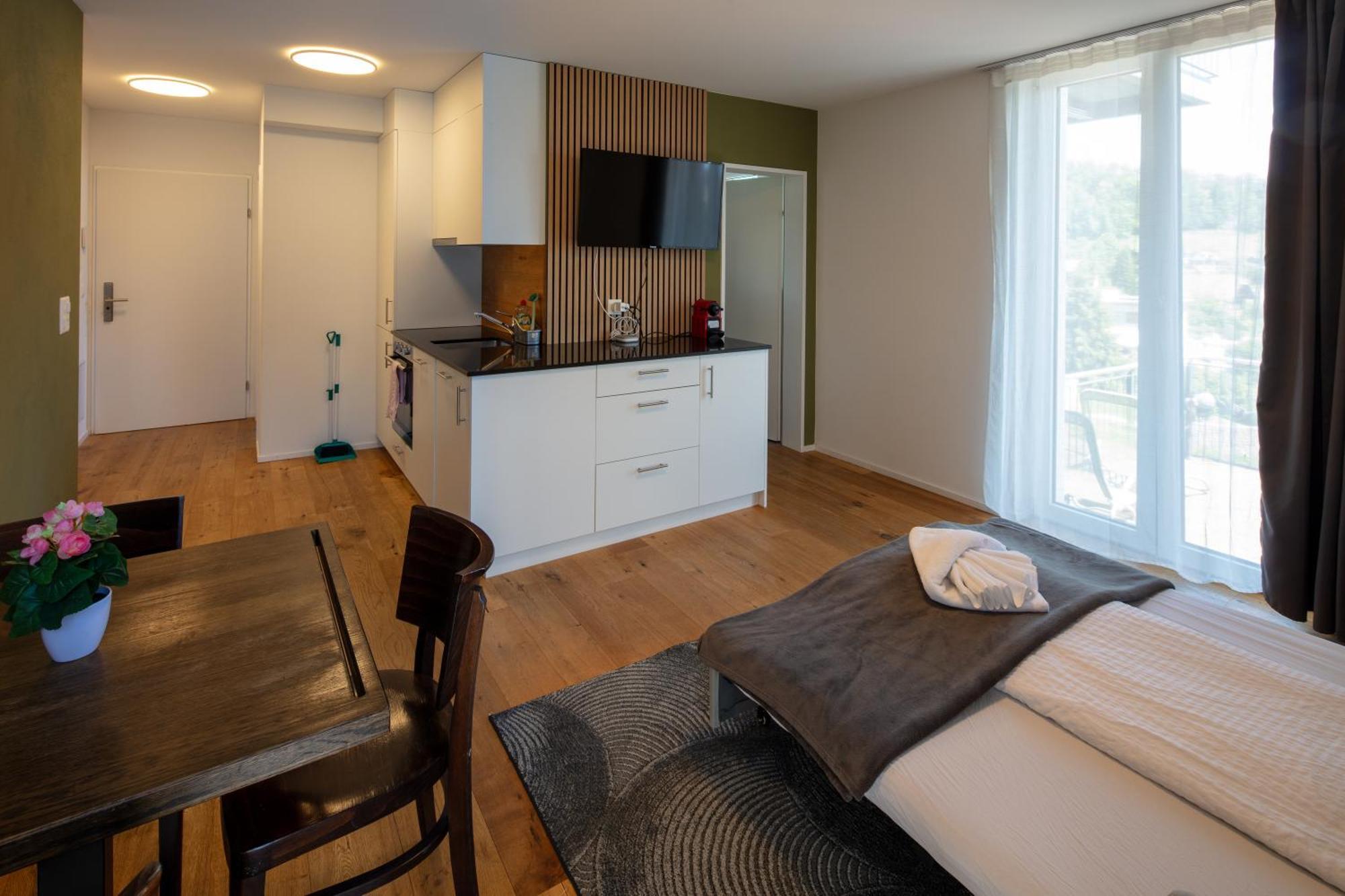 Berg & Berg Apartments - Spiez Self-Check-In Zewnętrze zdjęcie
